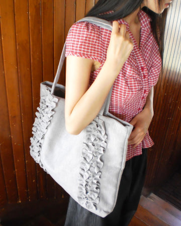 Yuan Frill Square Big Shoulder Bag